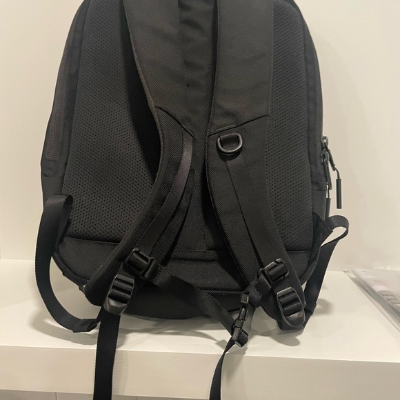 Aer Day Pack 1 - Picture 3 of 8